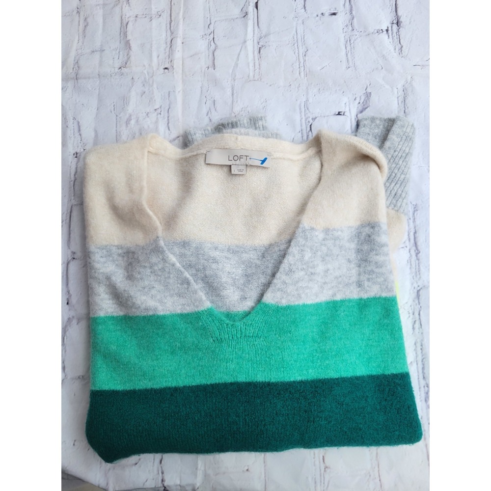 Loft Womens Large V-Neck Striped‎ Sweater Green Cream Grey Long Sleeve Pullover
